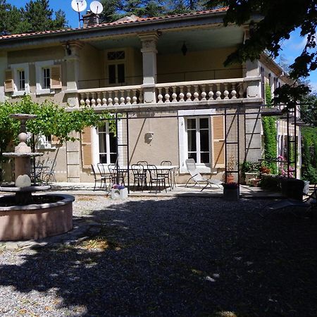 Maison Forestiere Bed & Breakfast Veyras Exterior photo
