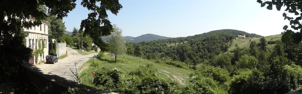 Maison Forestiere Bed & Breakfast Veyras Exterior photo