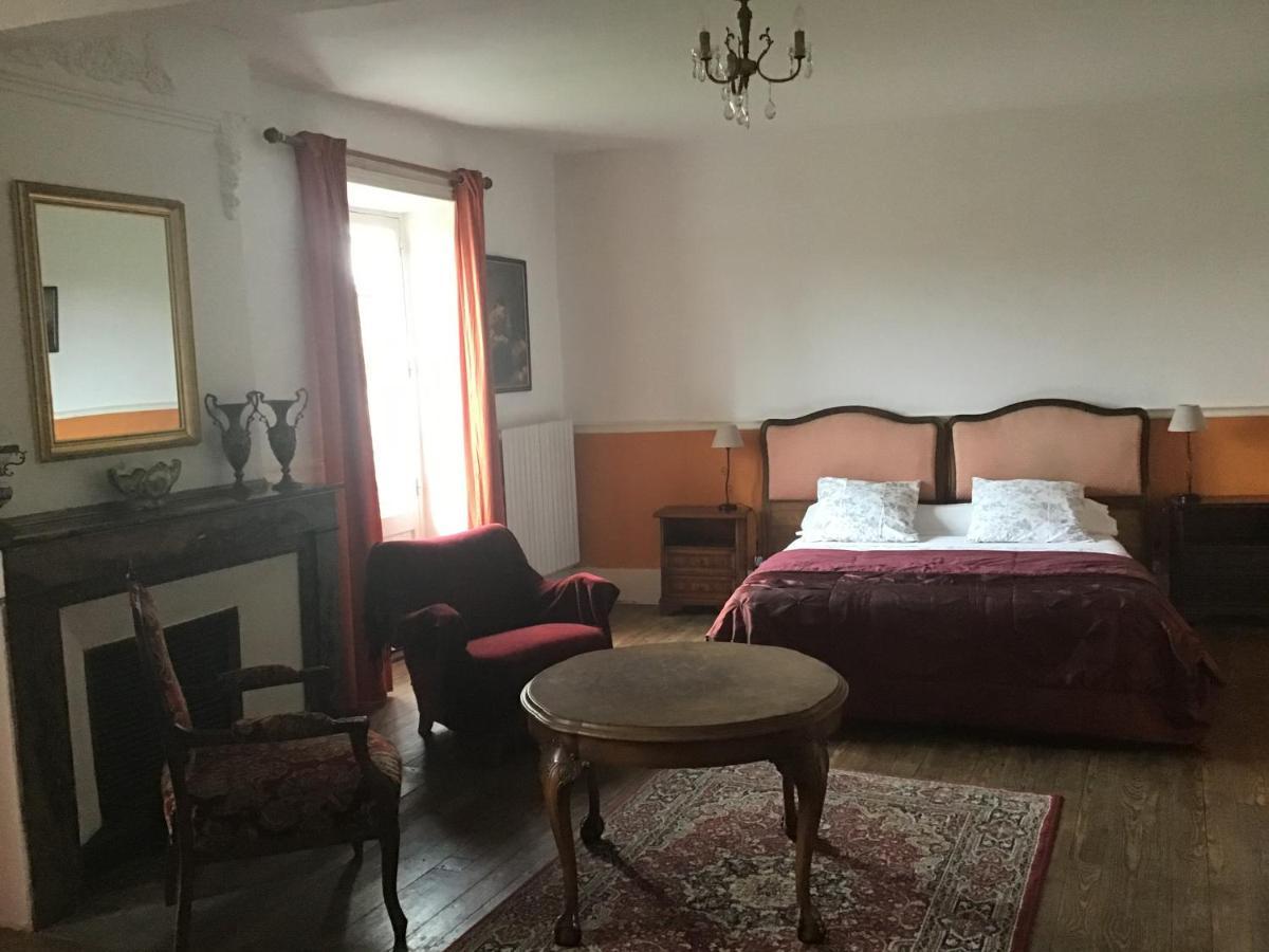 Maison Forestiere Bed & Breakfast Veyras Exterior photo