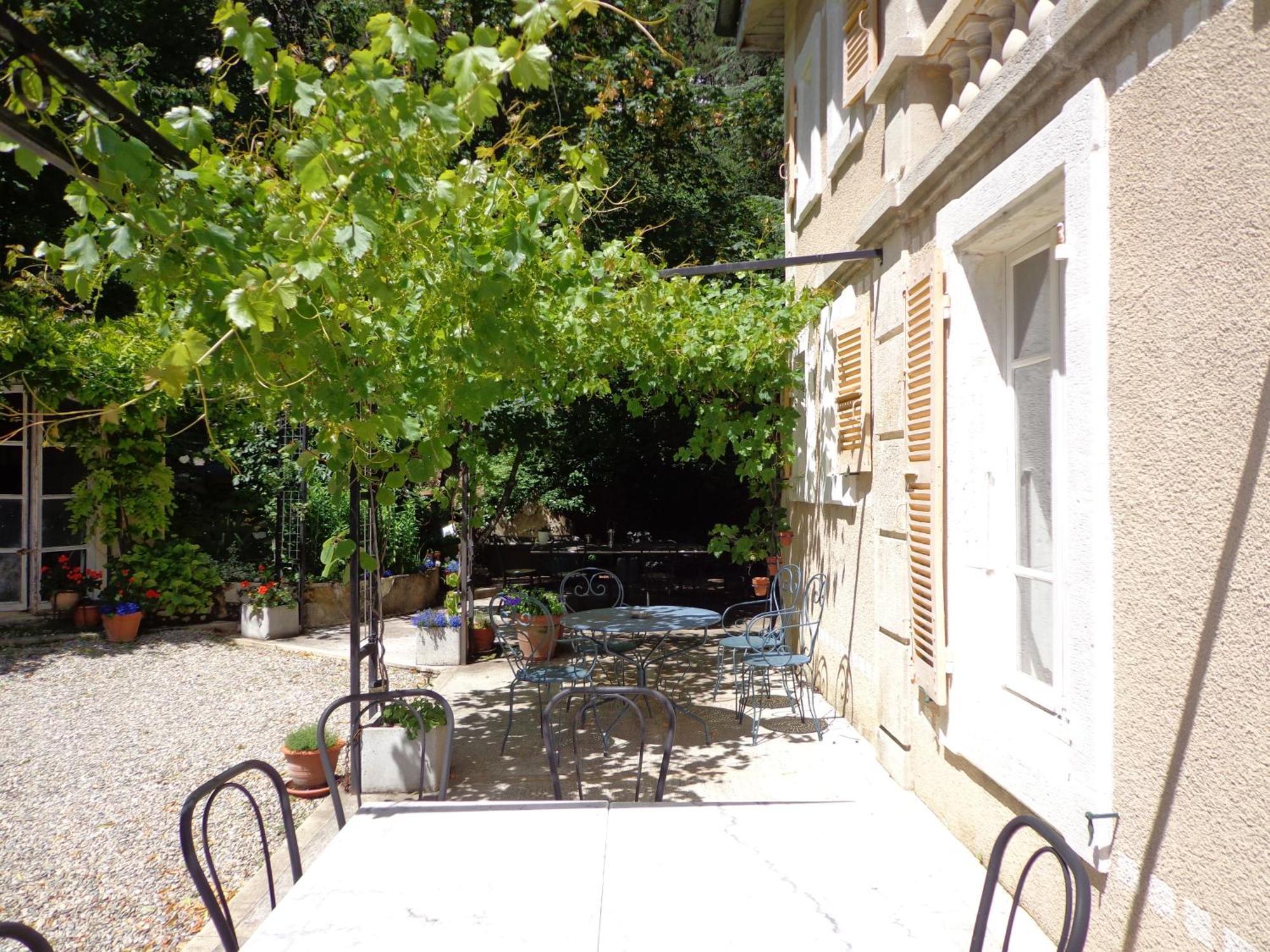 Maison Forestiere Bed & Breakfast Veyras Exterior photo